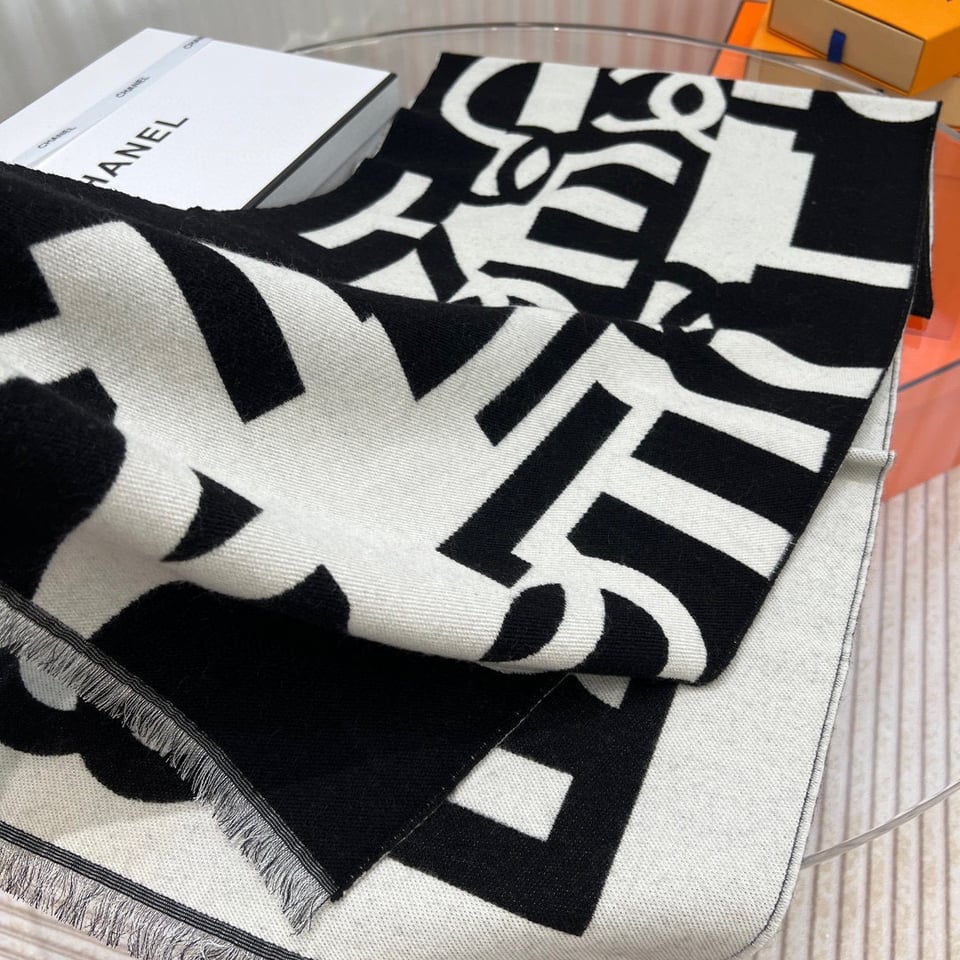 Chanel Cashmere Scarf Graphic Black For Women 190cm view 5