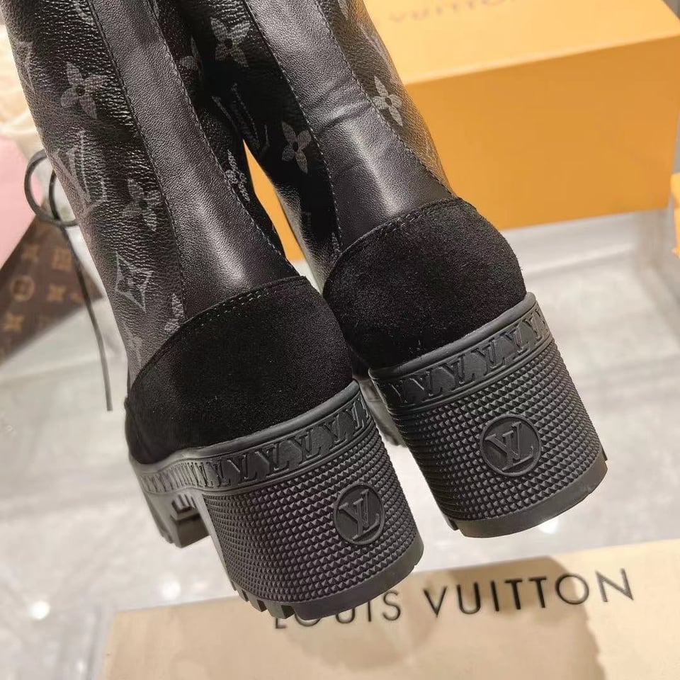 Louis Vuitton Laureate Platform Desert Boot Black view 6