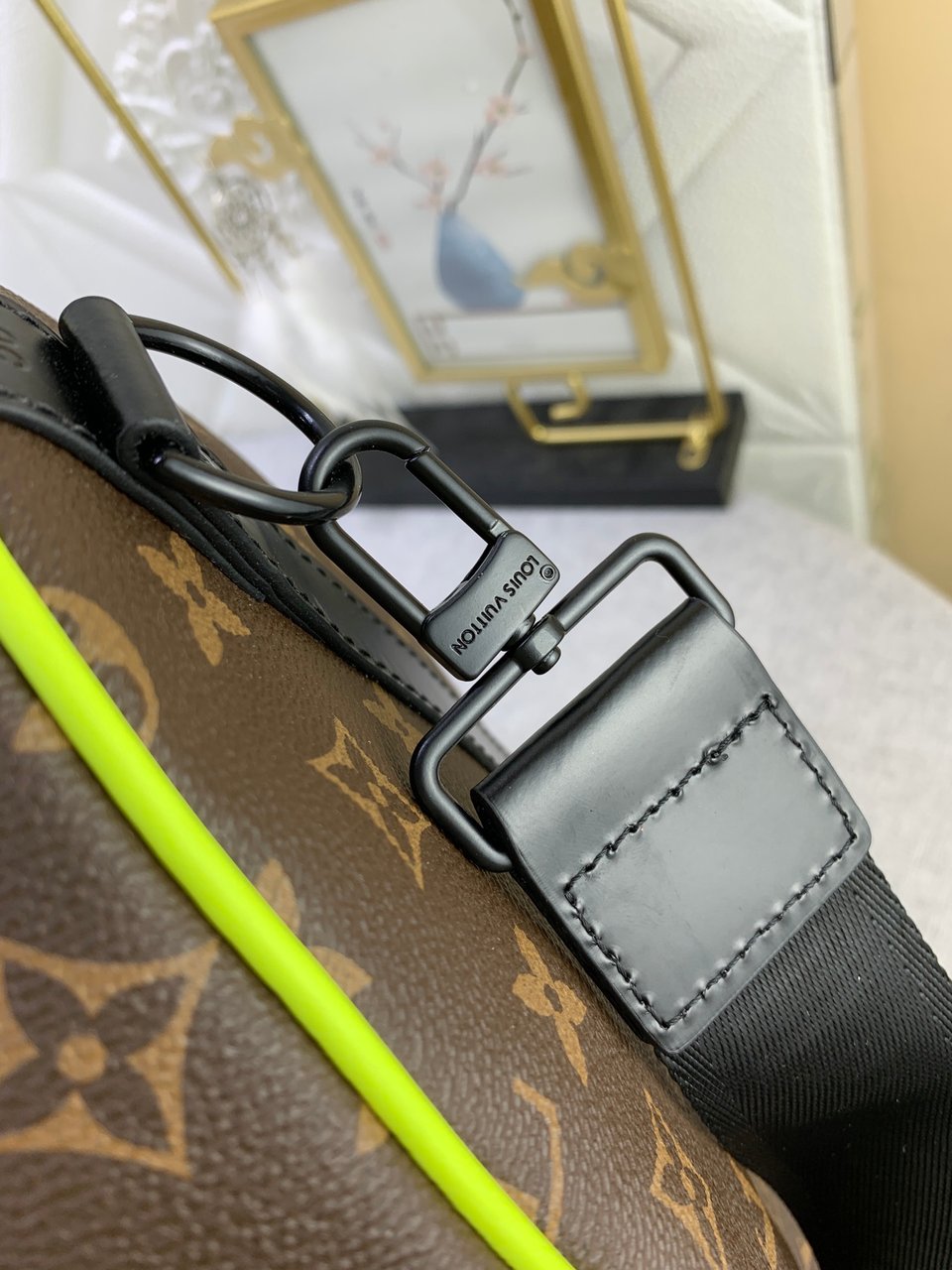 Louis Vuitton Keepall Bandoulire 50 Brown And Chartreuse Macassar Canvas M45866 view 3