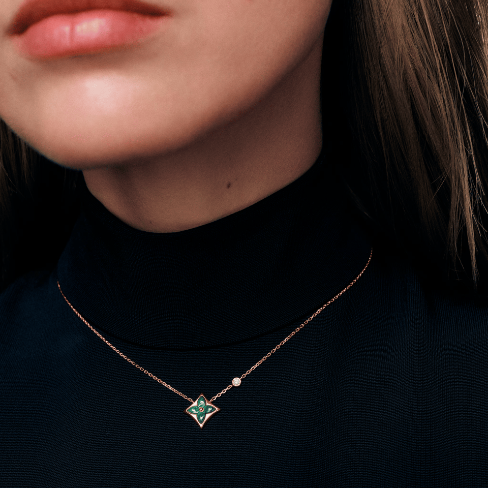 Louis Vuitton Color Blossom Bb Sun Pendant Necklace Green Q93619 view 3