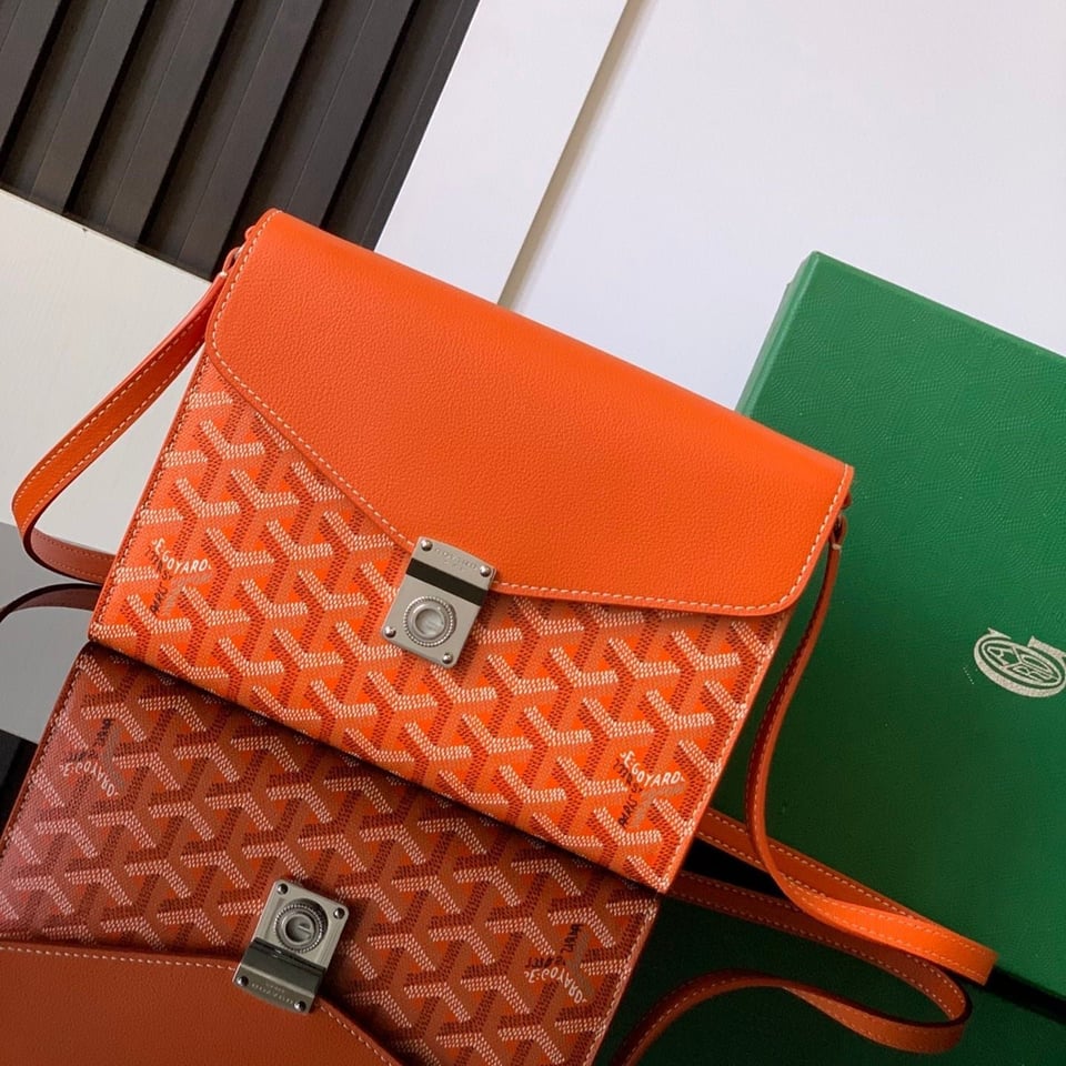 Goyard Chypre Wallet-Pouch 21 Cm Orange Goyardine Canvas And Calfskin view 11
