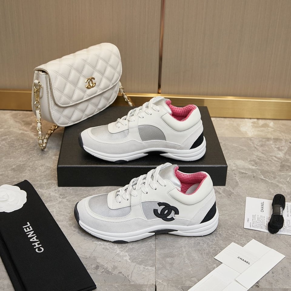 Chanel Suede And Leather Cc Low Top Sneakers White Pink view 8