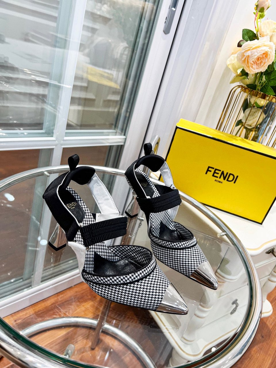 Fendi Colibri 85Mm Beaded Slingback Pumps Sliver Black view 9