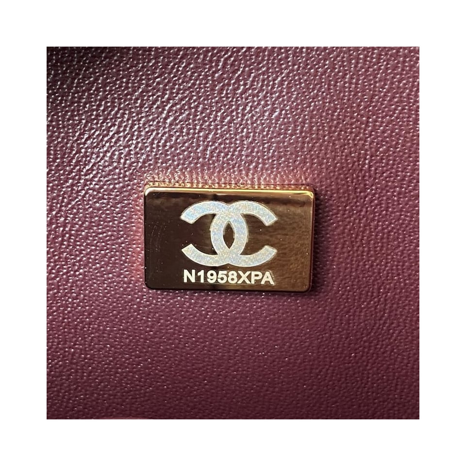 Chanel Caviar Calfskin Medium Classic Double Flap Bag 25.5cm view 11