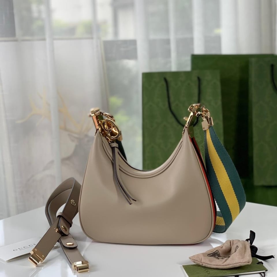 Gucci Oatmeal Leather Attache Small Shoulder Bag view 3
