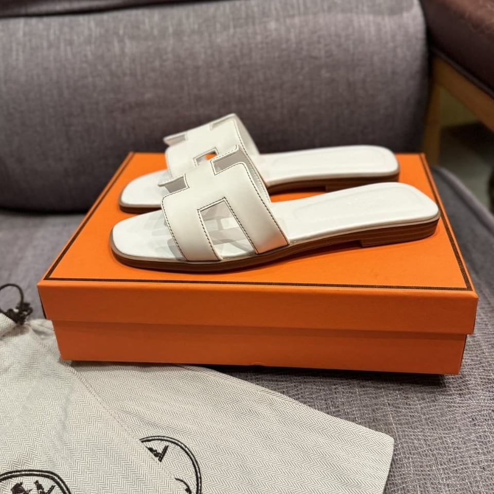 Hermes Oran Sandal Blanc view 7