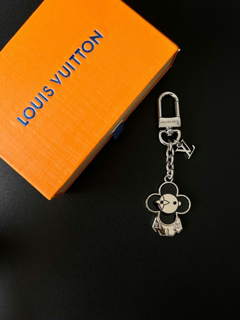 Louis Vuitton Vivienne Keychain Black Color Silver-tone 11cm/4.3in view 3