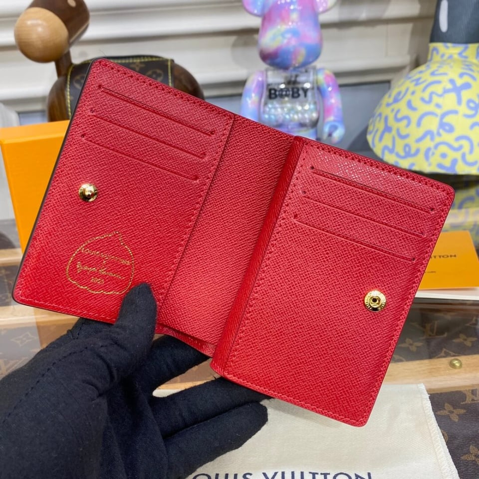 Louis Vuitton x Yayoi Kusama Lou Wallet view 10