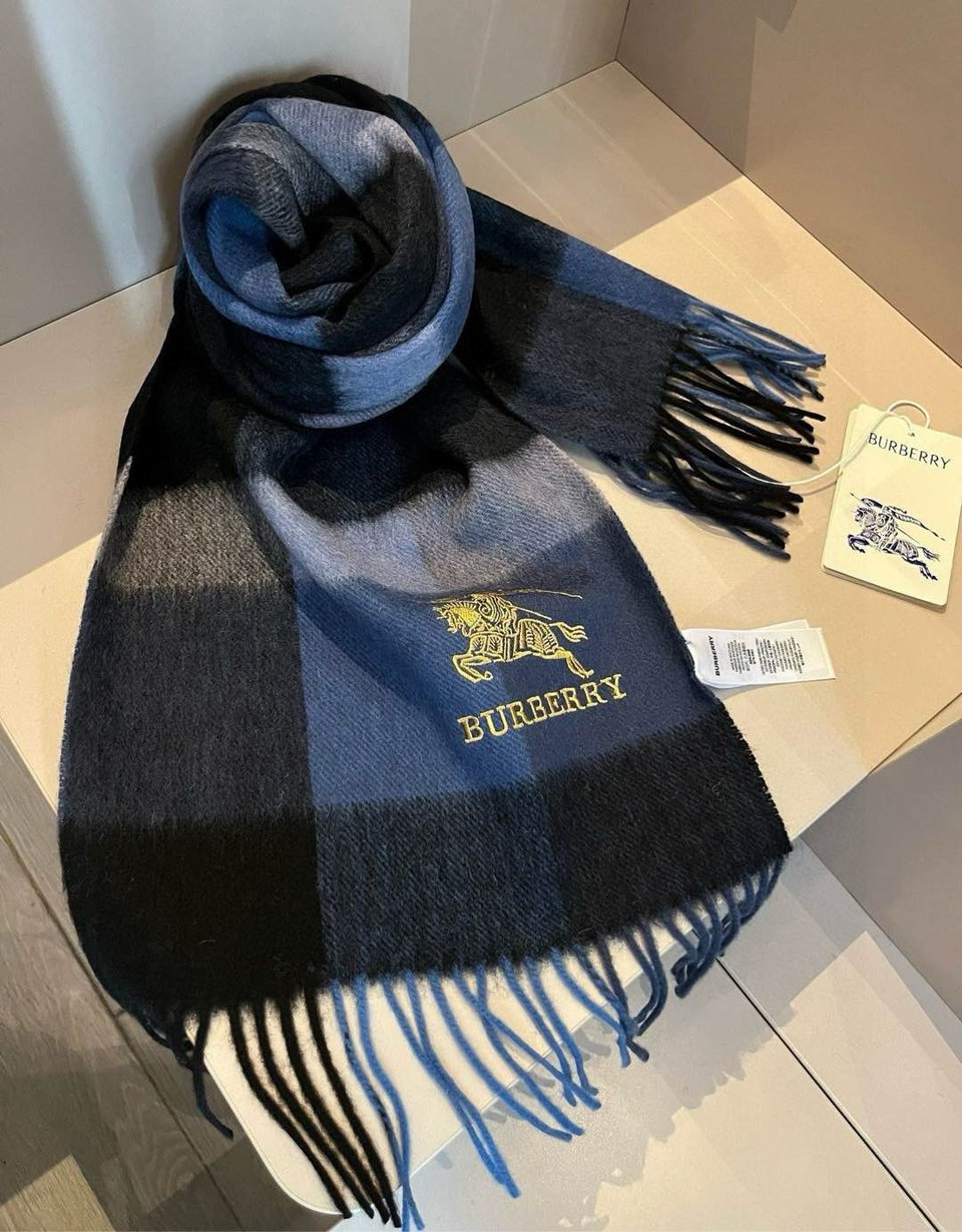 Burberry Cashmere Scarf Checkered Blue For Women 180cm view 2