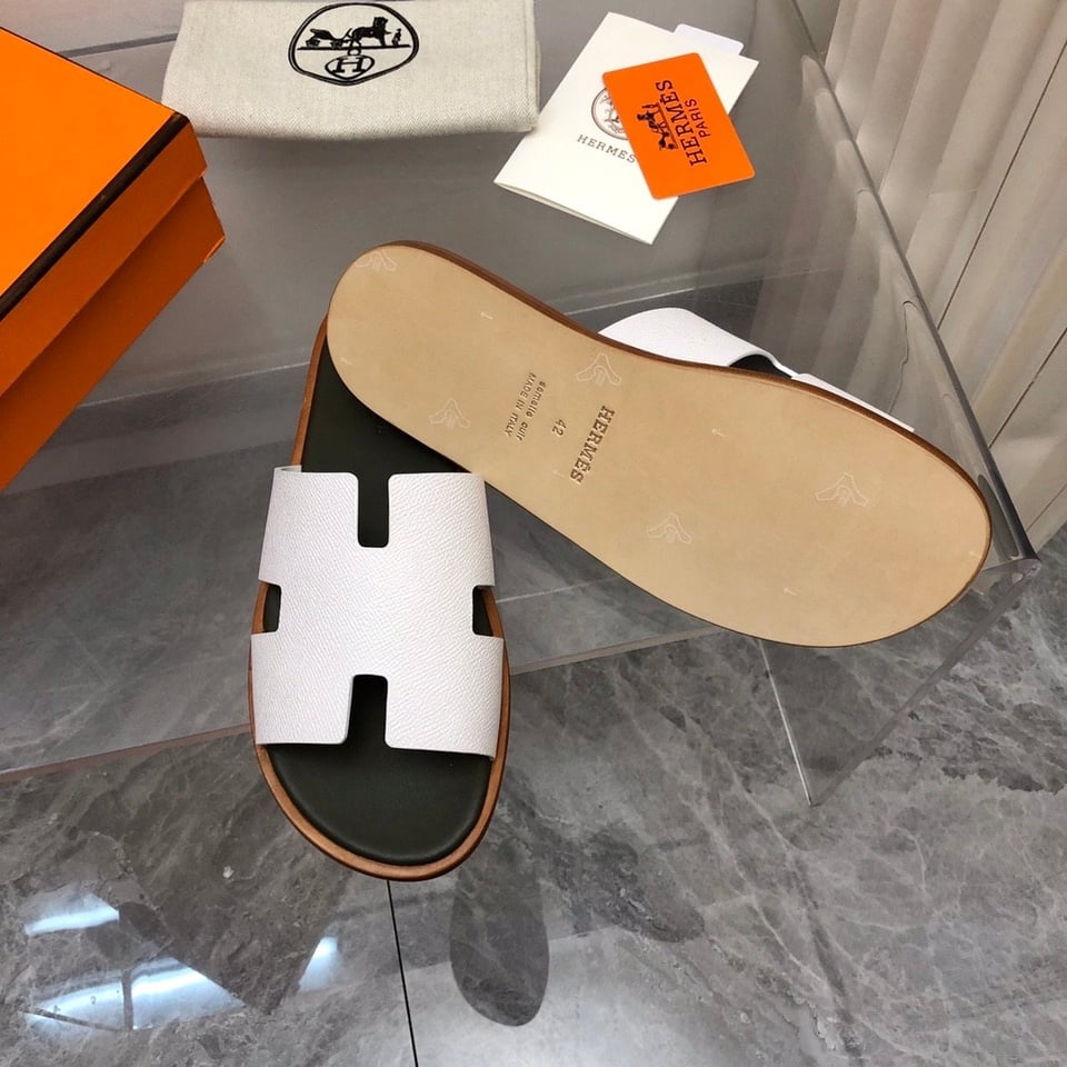 Hermes Izmir Sandal Beige Glaise view 3