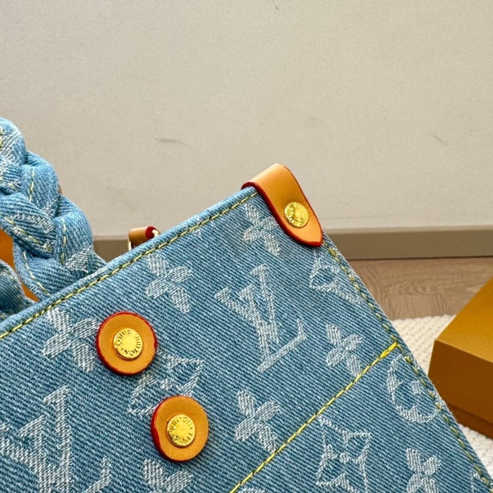 Louis Vuitton Let Go Pm Monogram Sky Blue Denim 30Cm M24897 view 4