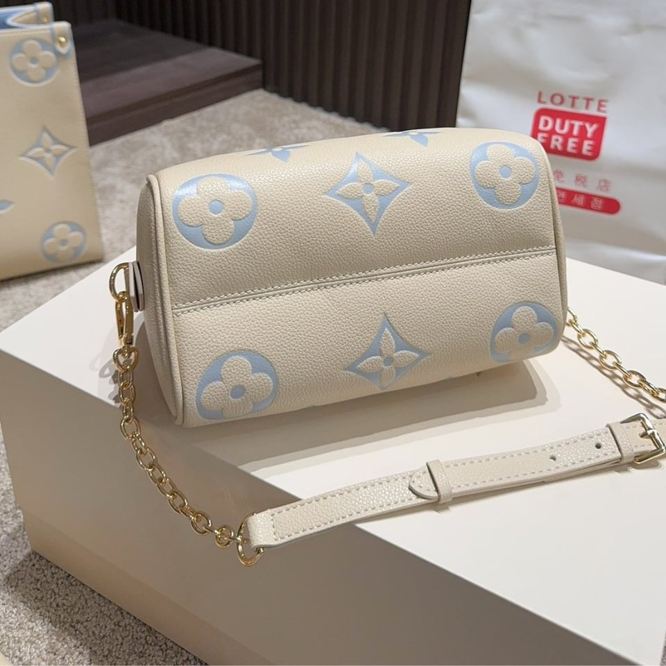 Louis Vuitton Speedy Bandoulière 20 Candy Blue 20Cm M46883 view 11