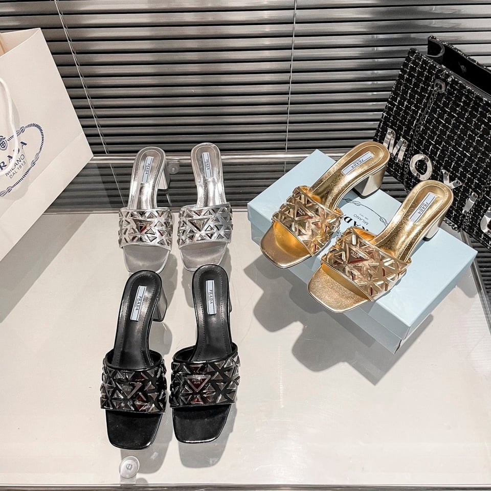 Prada Ciabatte Spazzolato Borchie Sandals Gold view 11