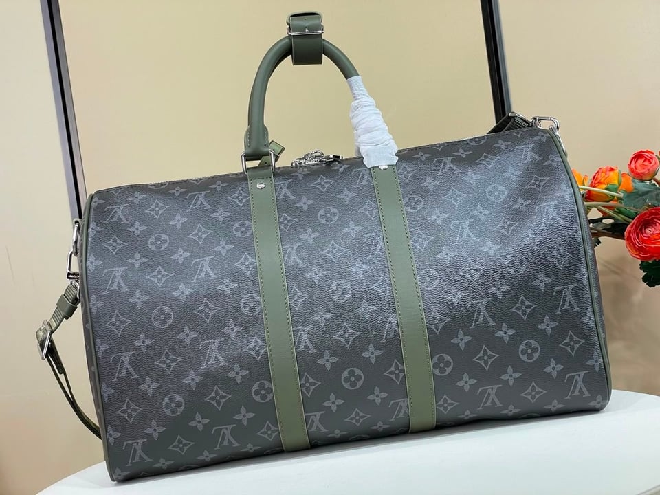 Louis Vuitton LV x TM Keepall Bandoulière 45cm/17.7in Khaki Green M28837 view 4