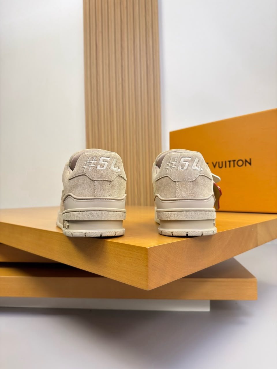 Louis Vuitton Trainer Distressed Sneakers Beige Classic 1AKBO8 view 7