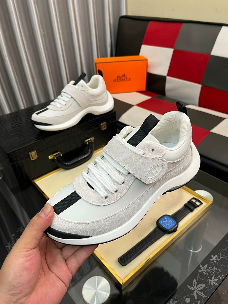Hermes Loop Sneakers Blanc Color Calfskin H252000Z view 9