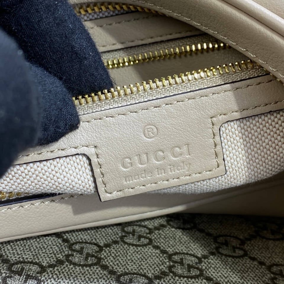 Gucci Oatmeal Leather Attache Medium Shoulder Bag view 13