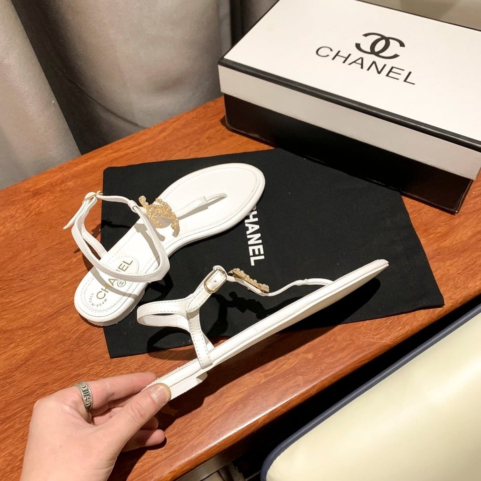 Chanel Gold Pearl Cc Logo Thong Sandals White view 6
