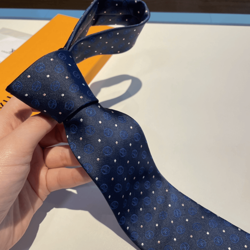 Louis Vuitton Navy Polka Monogram Silk Tie For Men view 4