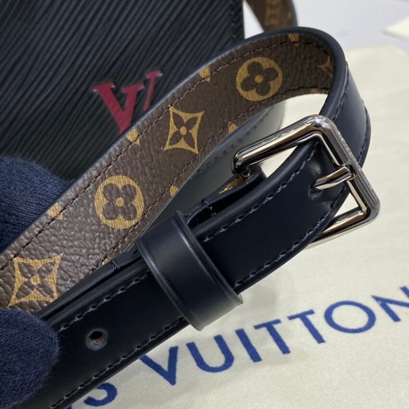 Louis Vuitton Sac Plat Bb 21Cm Black view 4