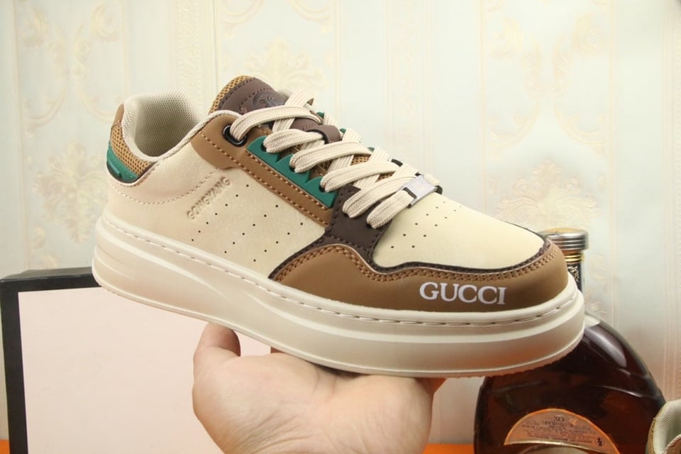 Gucci Gg Sneaker Leather In Beige And Green view 8