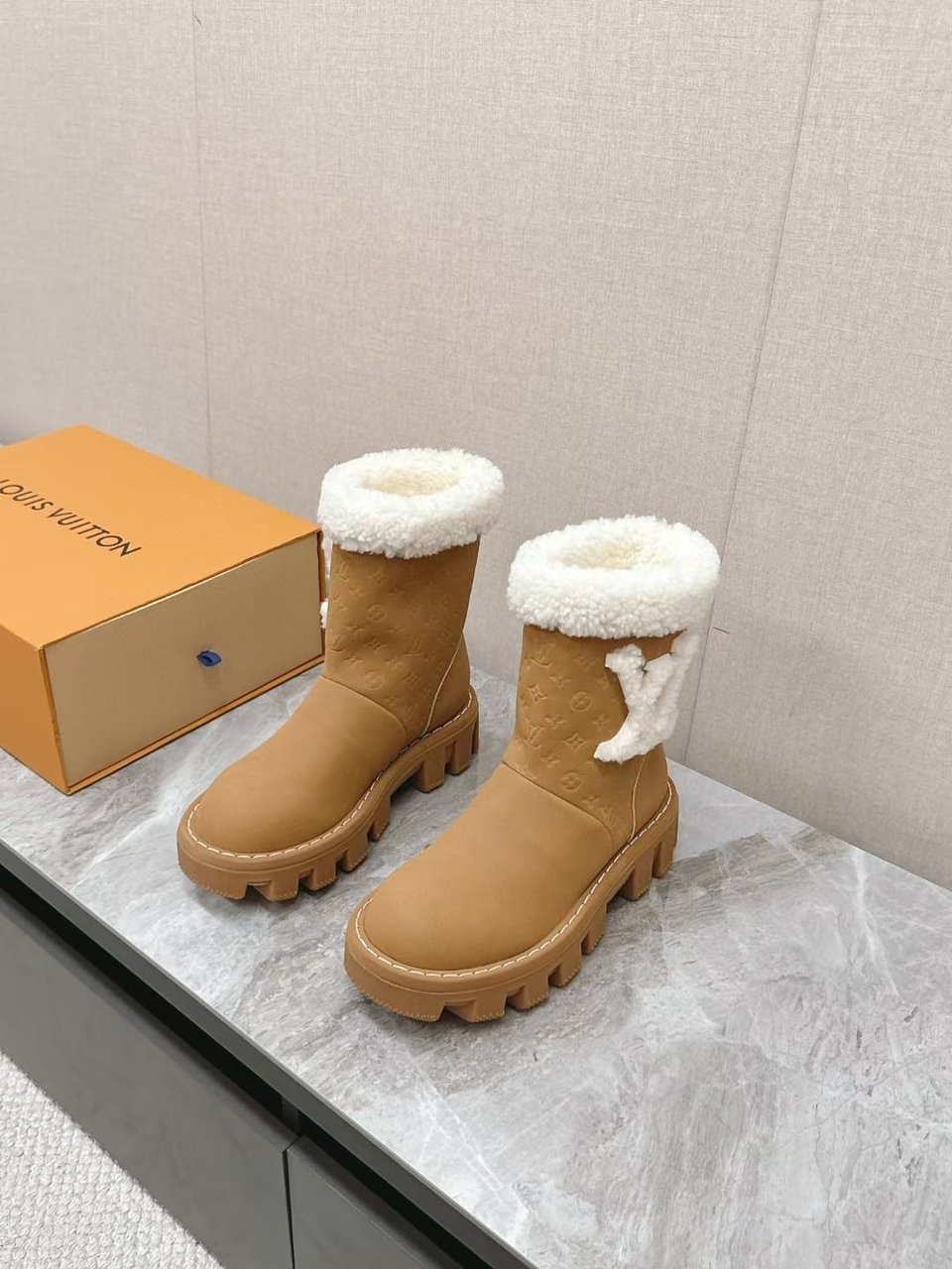 Louis Vuitton Ankle Boots In Bronze Brown view 4