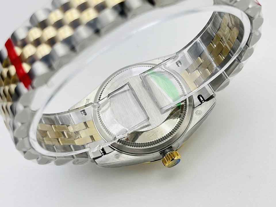 Rolex Datejust 36mm Gold Palm Motif Dial 126233 view 8