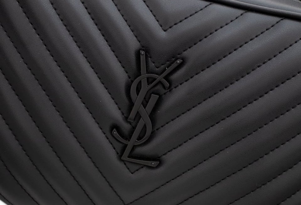 Saint Laurent Lou Camera Bag In Quilted Black Noir Leather 23Cm view 3