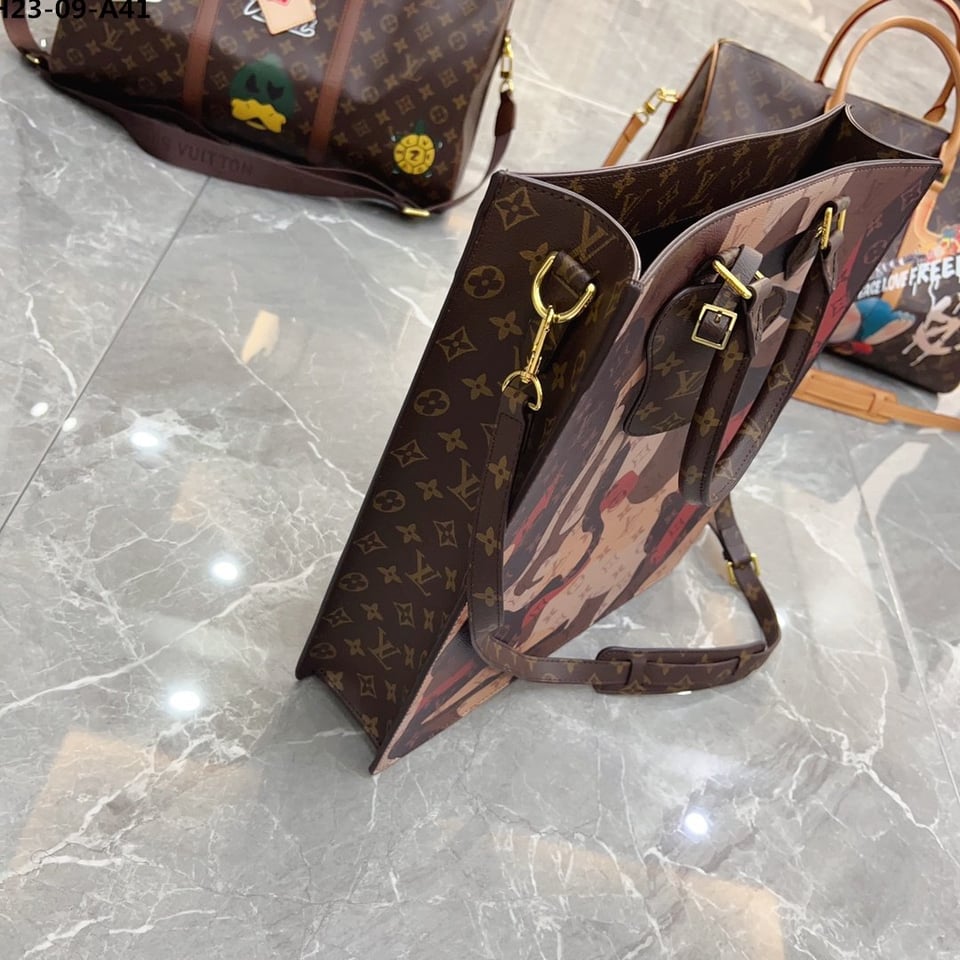 Louis Vuitton Sac Plat Nv Brown 39Cm M46679 view 6
