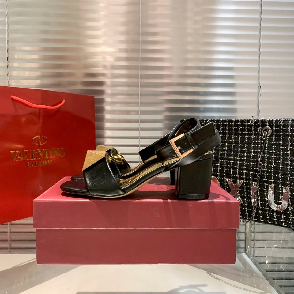Valentino Garavani One Stud Leather Sandals Black view 5