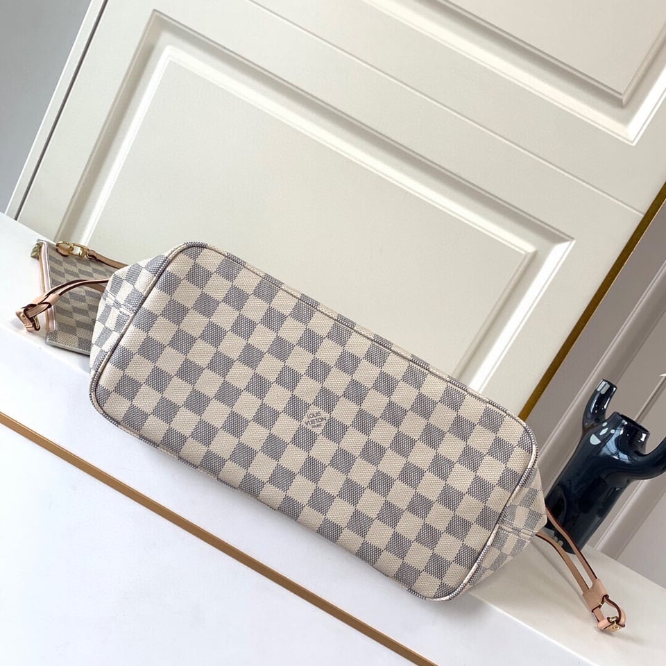 Louis Vuitton Multi Pochette Accessoires 25Cm Black view 6