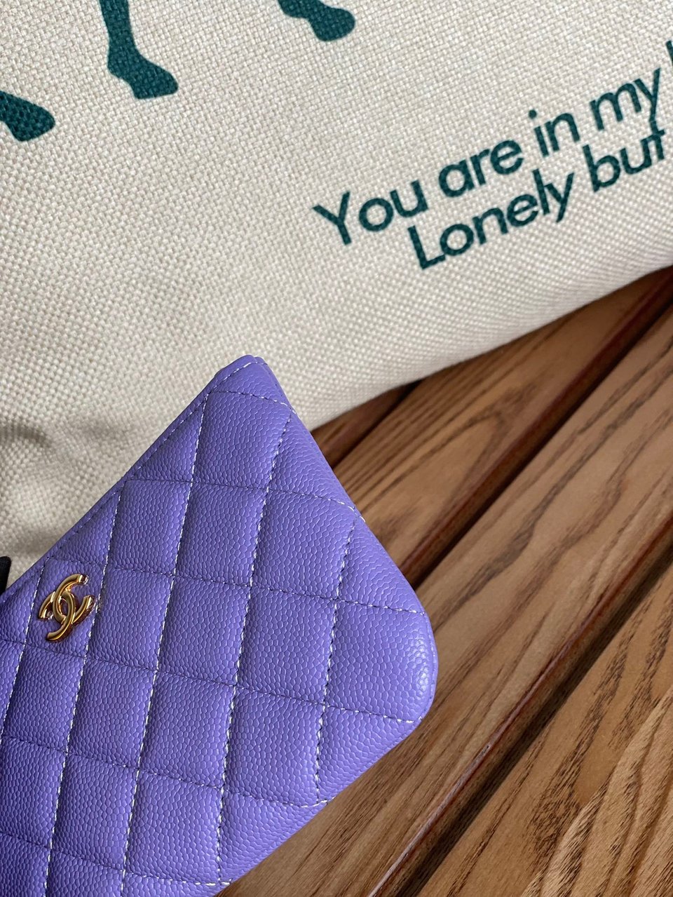 Chanel Zipped Wallet 14Cm Purple Caviar Gold Hardware view 7