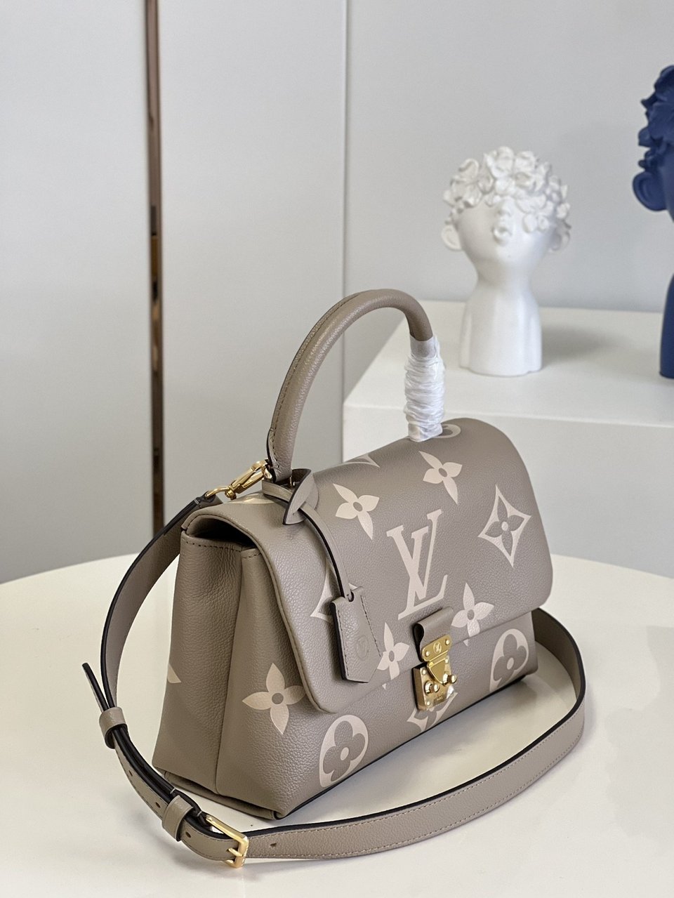 Louis Vuitton Madeleine MM Bicolor Monogram Empreinte Leather 30cm M46041- Women’s Handbags view 4