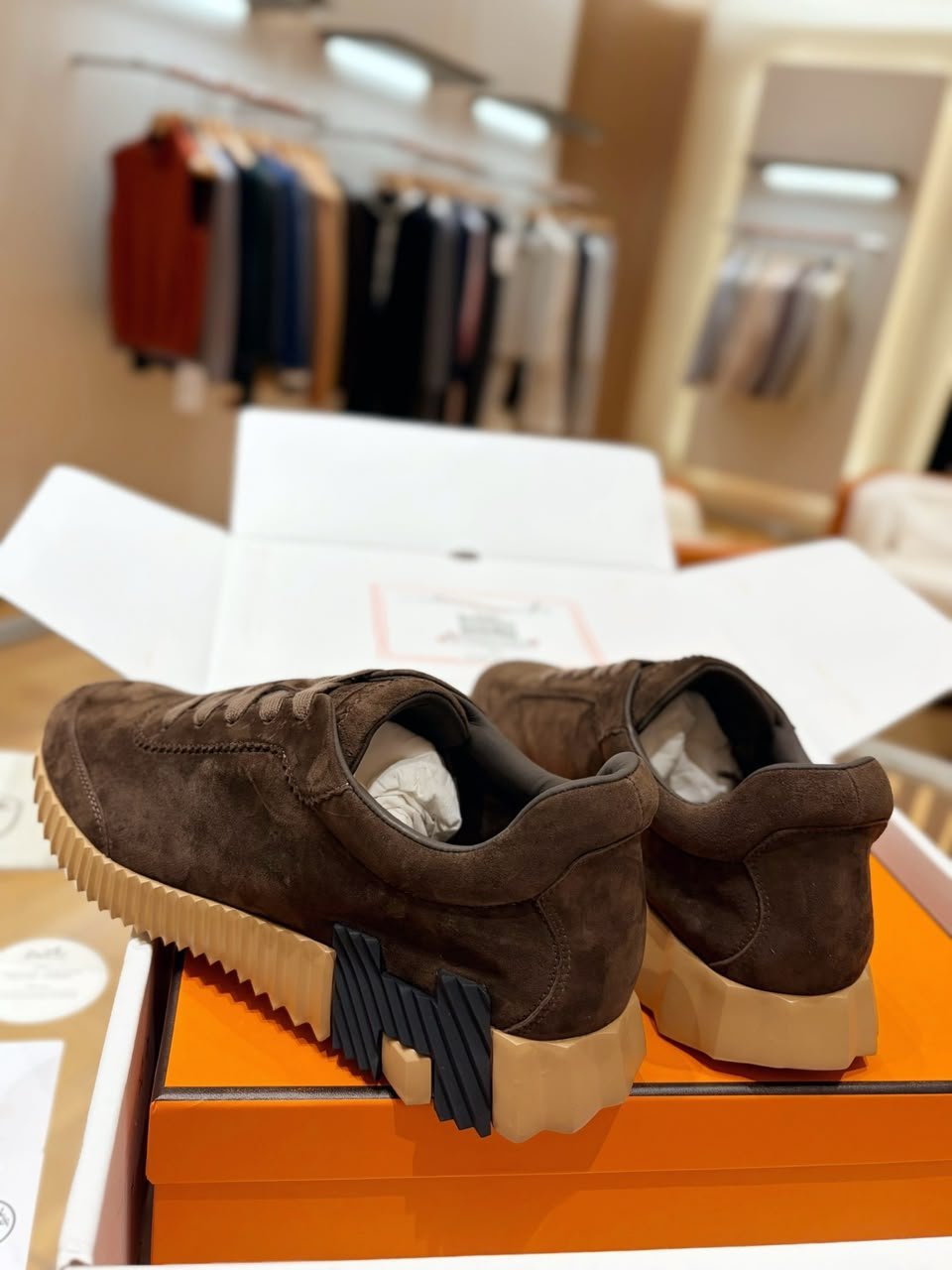 Hermes Bouncing Sneaker Écorce Color Goatskin H252782ZHF7390 view 7