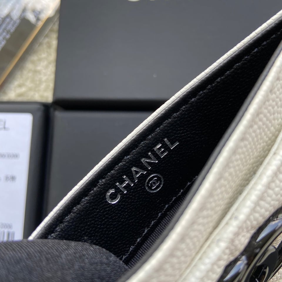 Chanel Card Holder 11Cm White Caviar Black Hardware view 7
