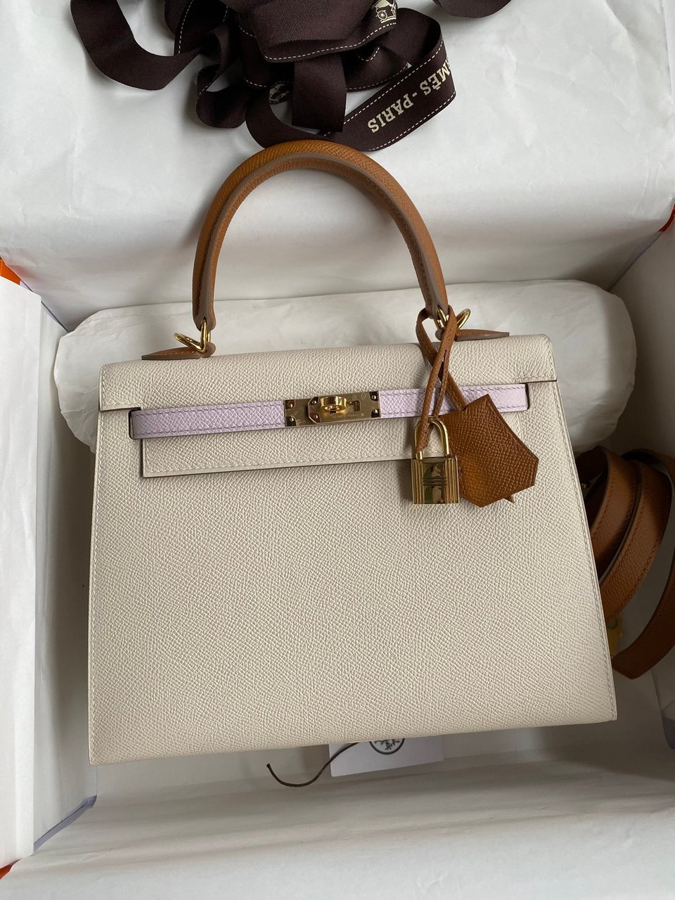Hermes Kelly 25 Bag In Light Beige Epsom Leather For Women 25cm/10in view 2