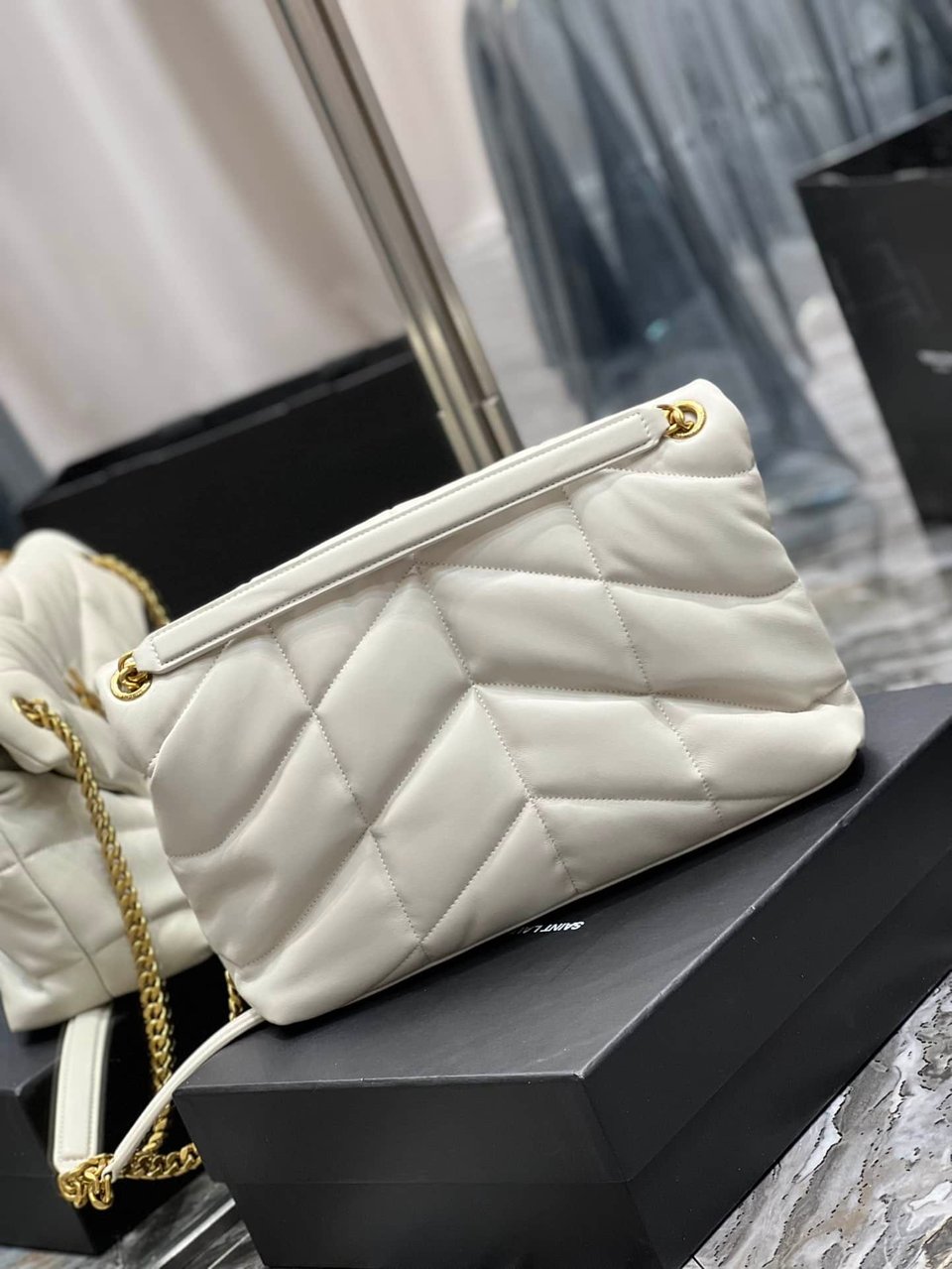 Saint Laurent Puffer Medium Chain Bag In Quilted Blanc Vintage view 8