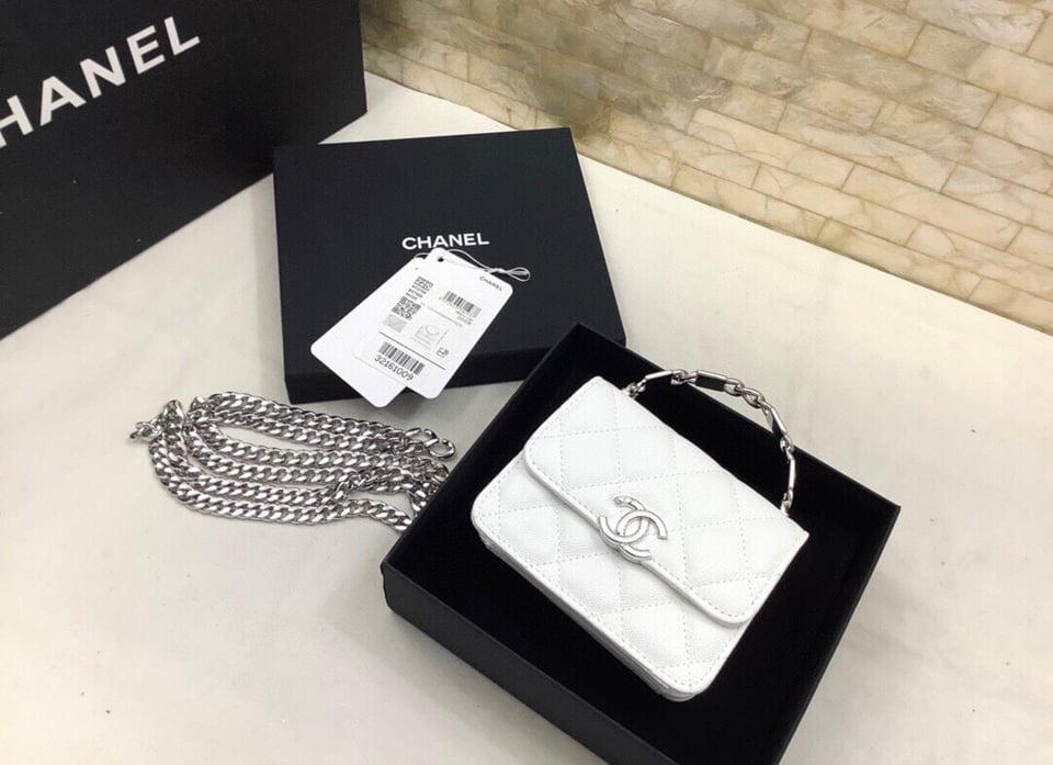 Chanel Woc 13Cm With Top Handle White Quilted Caviar Leather Silver Hardware view 5