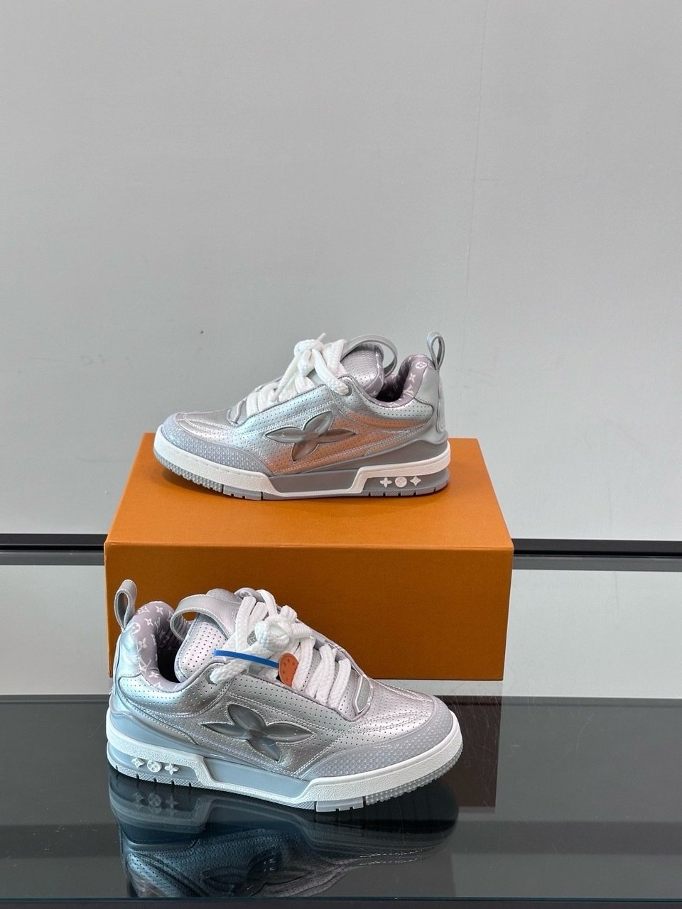 Louis Vuitton LV Skate Sneaker Grey for Men view 6