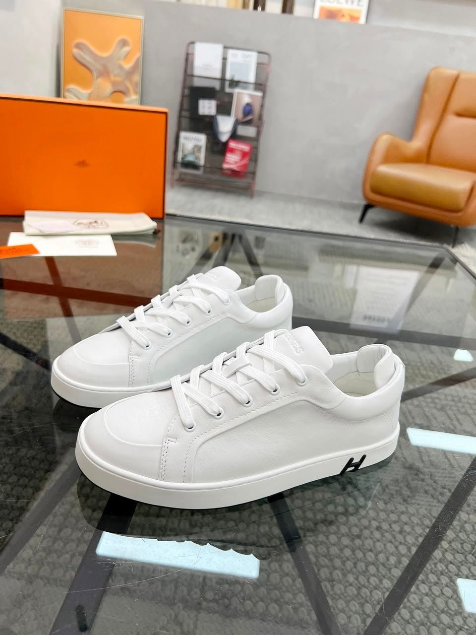 Hermes Kid Sneakers Blanc Color Goatskin H251929ZH90390 view 11
