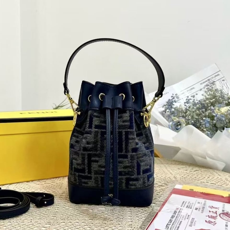 Fendi Mon Tresor Ff Chenille Mini Bag Dark Blue 21Cm view 3