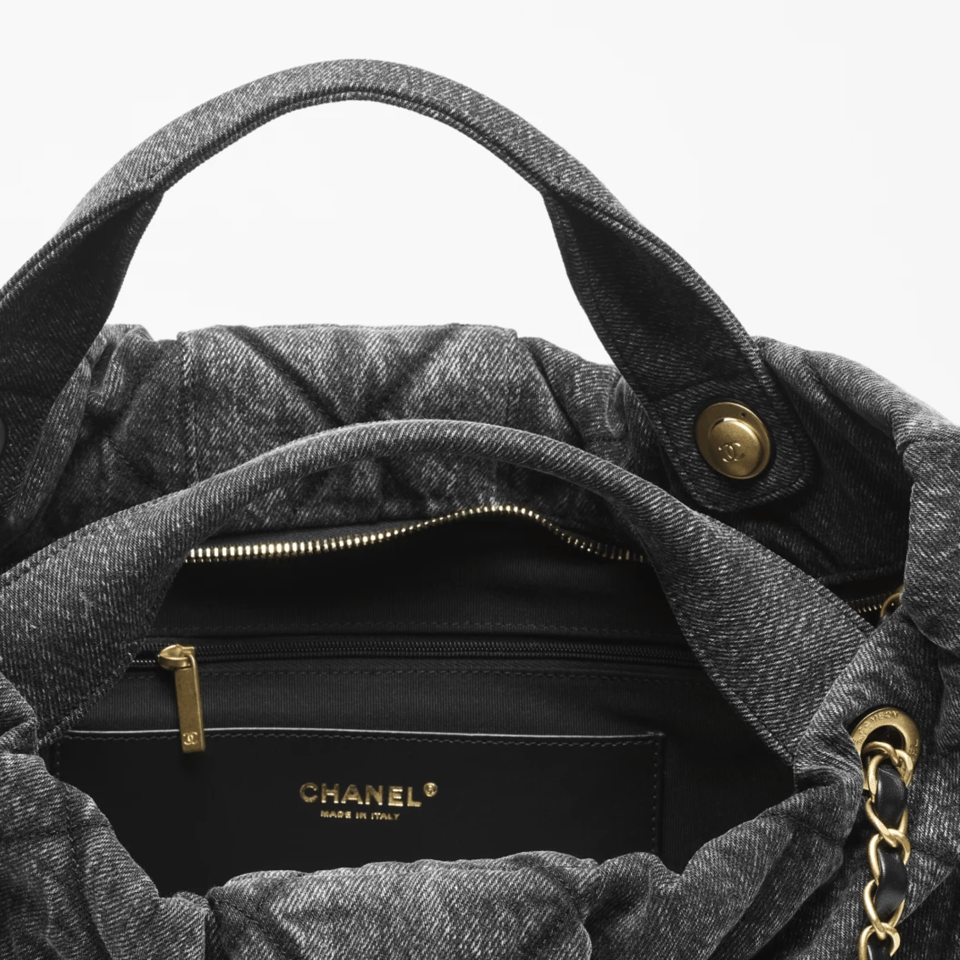 Chanel Grey Bow Pattern Chain Shoulder Bag view 7