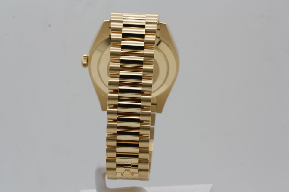 Rolex Day-Date 40 mm Black Dial 228238 view 5