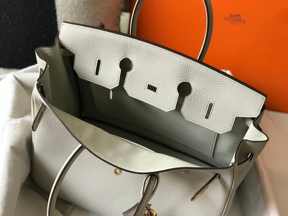 Hermes Birkin 35Cm Bag Cream Togo Gold Hardware view 5