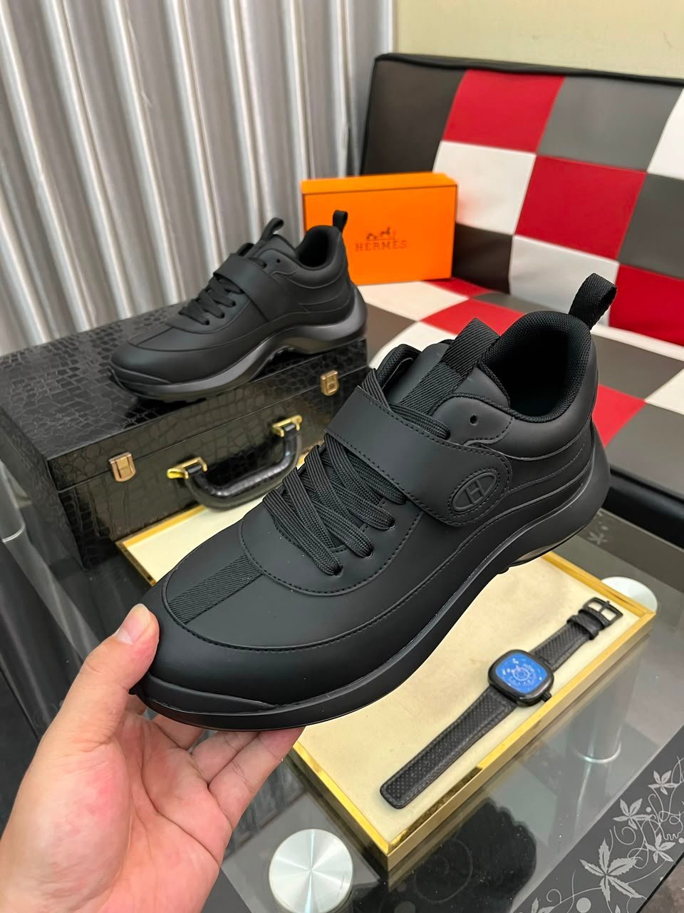 Hermes Loop Sneakers Noir Color Calfskin H252857ZH01390 view 7