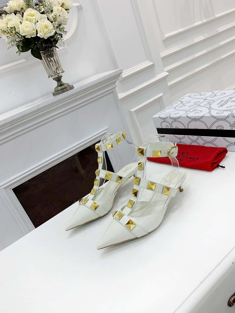 Valentino Garavani Roman Stud Kitten Heel Pumps White view 11