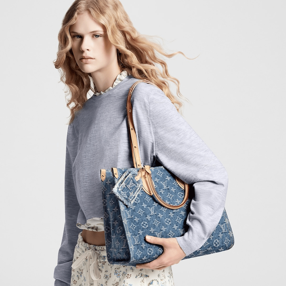 Louis Vuitton New Lv Remix Onthego Mm Denim Blue 35Cm M46871 view 3