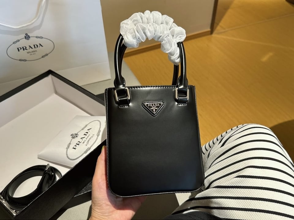 Prada Logo Embellished Leather Cross Body Bag Black 15Cm view 9