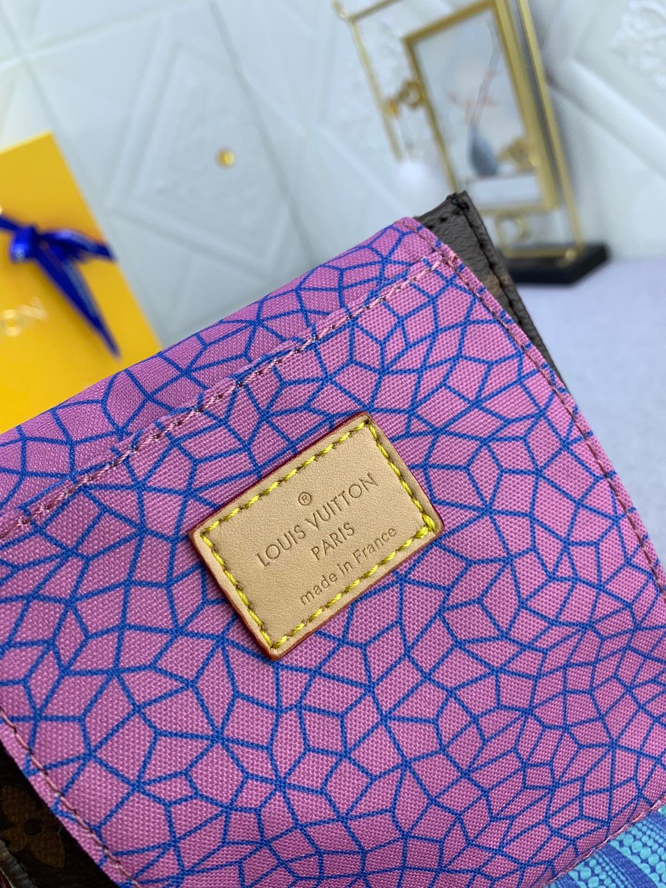 Louis Vuitton X Yk Petit Sac Plat Monogram 17Cm M82112 view 5