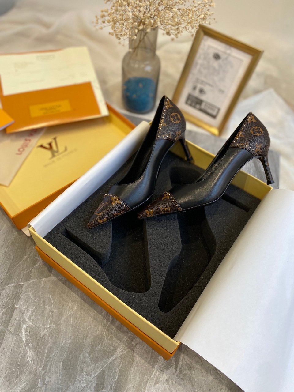 Louis Vuitton Cherie Pump 1A8N7F view 5